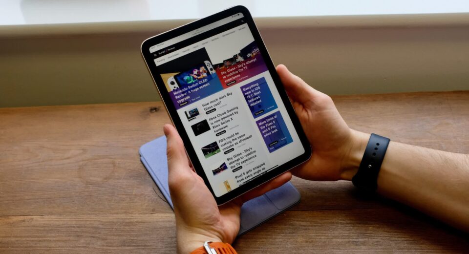 Control your iPhone and iPad using your eyes and voice with Apple's upcoming AI patches
