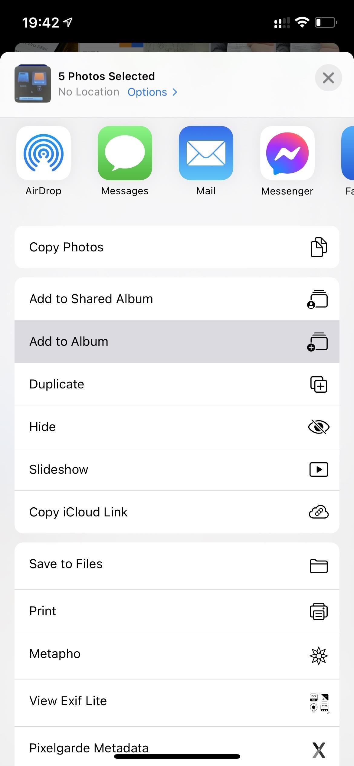 bulk-add-change-captions-for-photos-your-iphone-instead-doing-one-by-one-w1456-1 How to Bulk Add or Change Captions for Photos on Your iPhone Instead of Doing It One by One