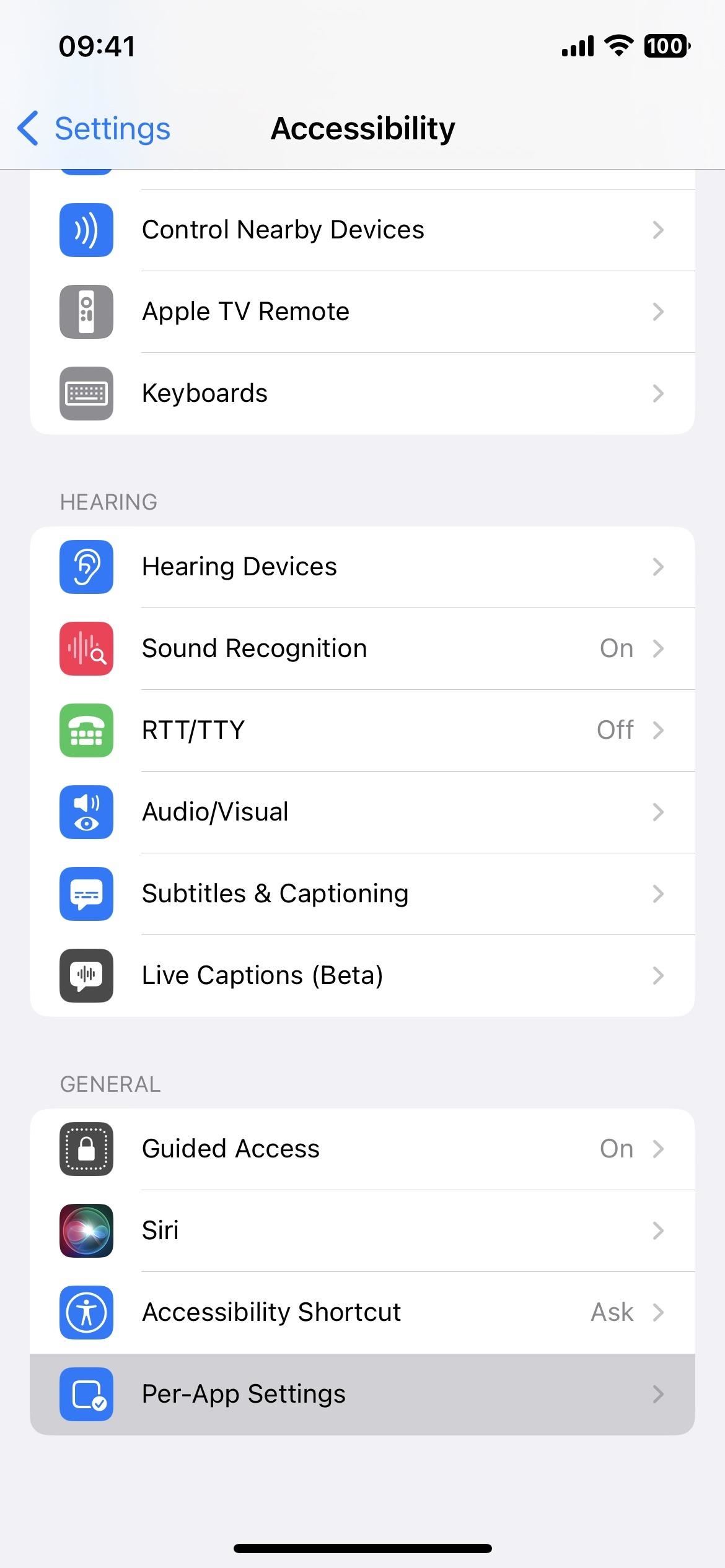 This Hidden Trick Lets You Bold Text in Your iPhone's Status Bar for a Heavier Look System-Wide