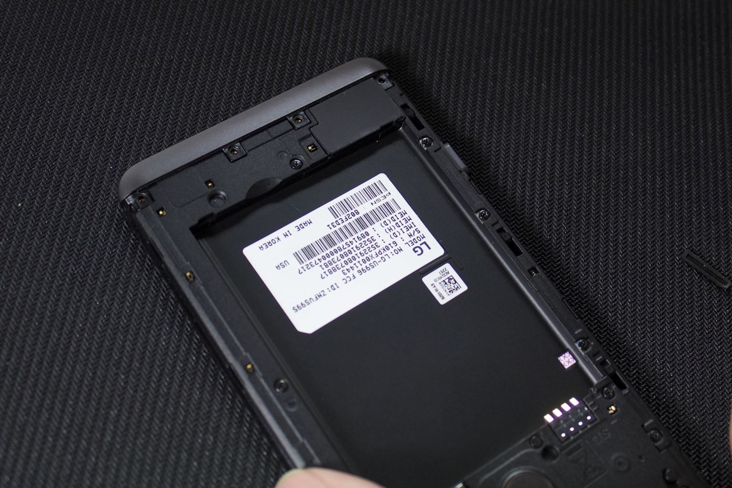 improve-your-lg-v20s-speaker-sound-with-simple-hardware-mod-w1456-5 Improve Your LG V20's Speaker Sound with This Simple Hardware Mod
