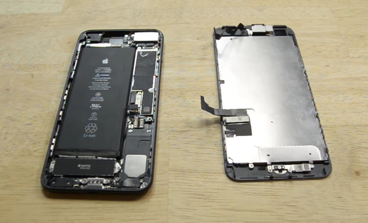 tips-from-tech-save-money-iphone-repairs-by-knowing-your-options-w1456-1 Tips from a Tech: Save Money on iPhone Repairs by Knowing Your Options