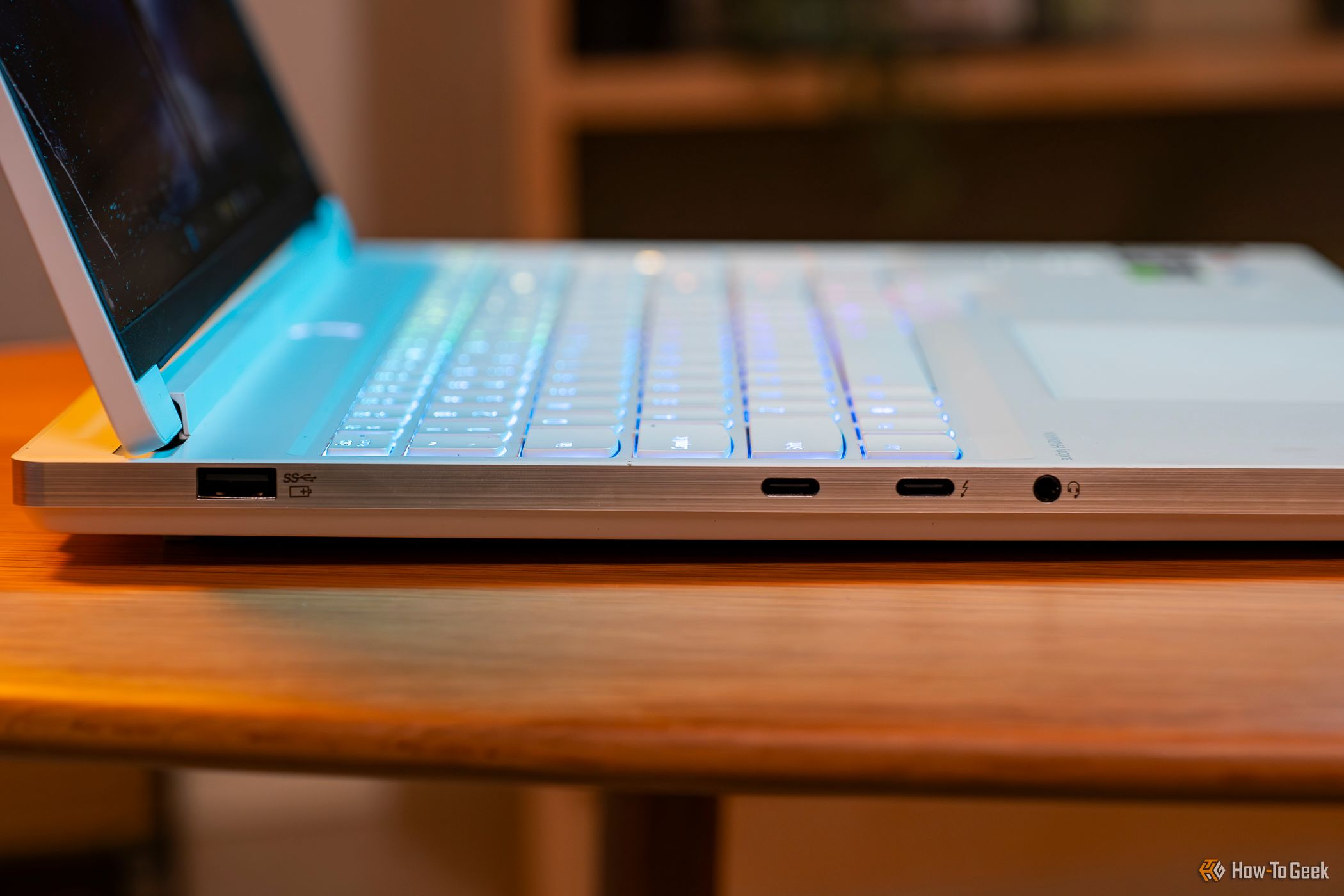 The ports on the left side of the Lenovo Legion 7i 16 Gen 9
