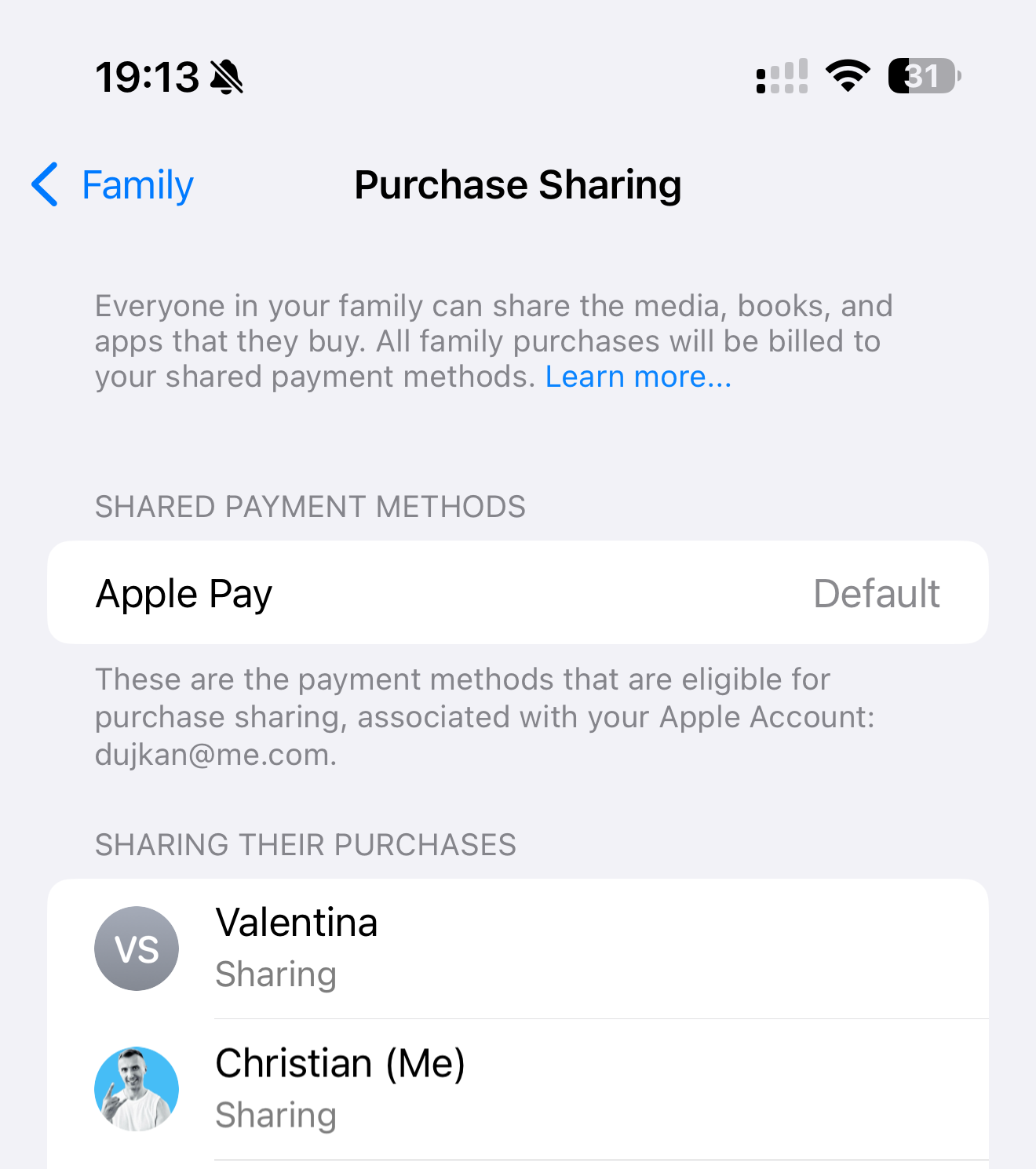 The Purchase Sharing screen in the Family Sharing settings on iPhone.