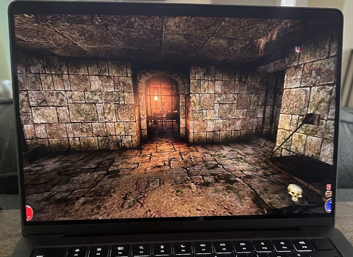 Arx Fatalis running on a MacBook Pro.