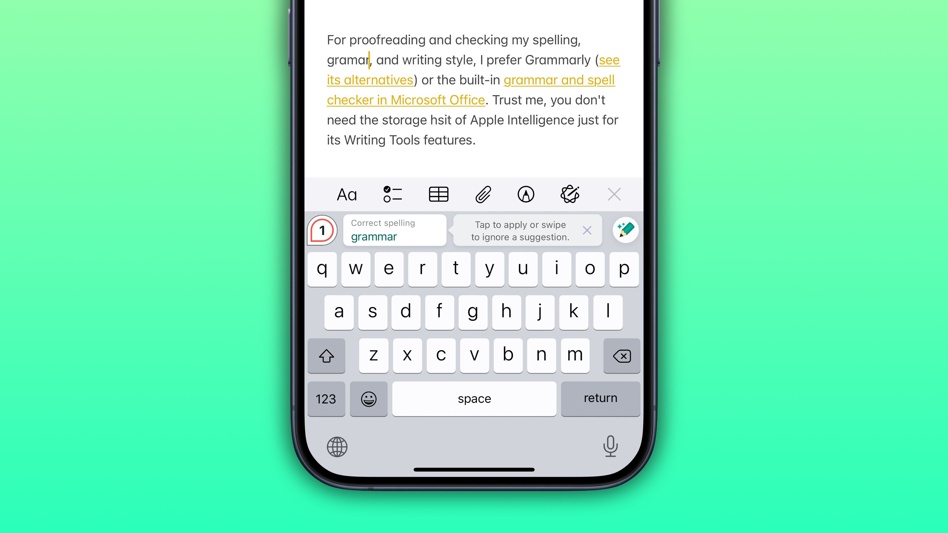 Checking grammar and spelling in the iPhone's Notes app using the Grammarly keyboard.