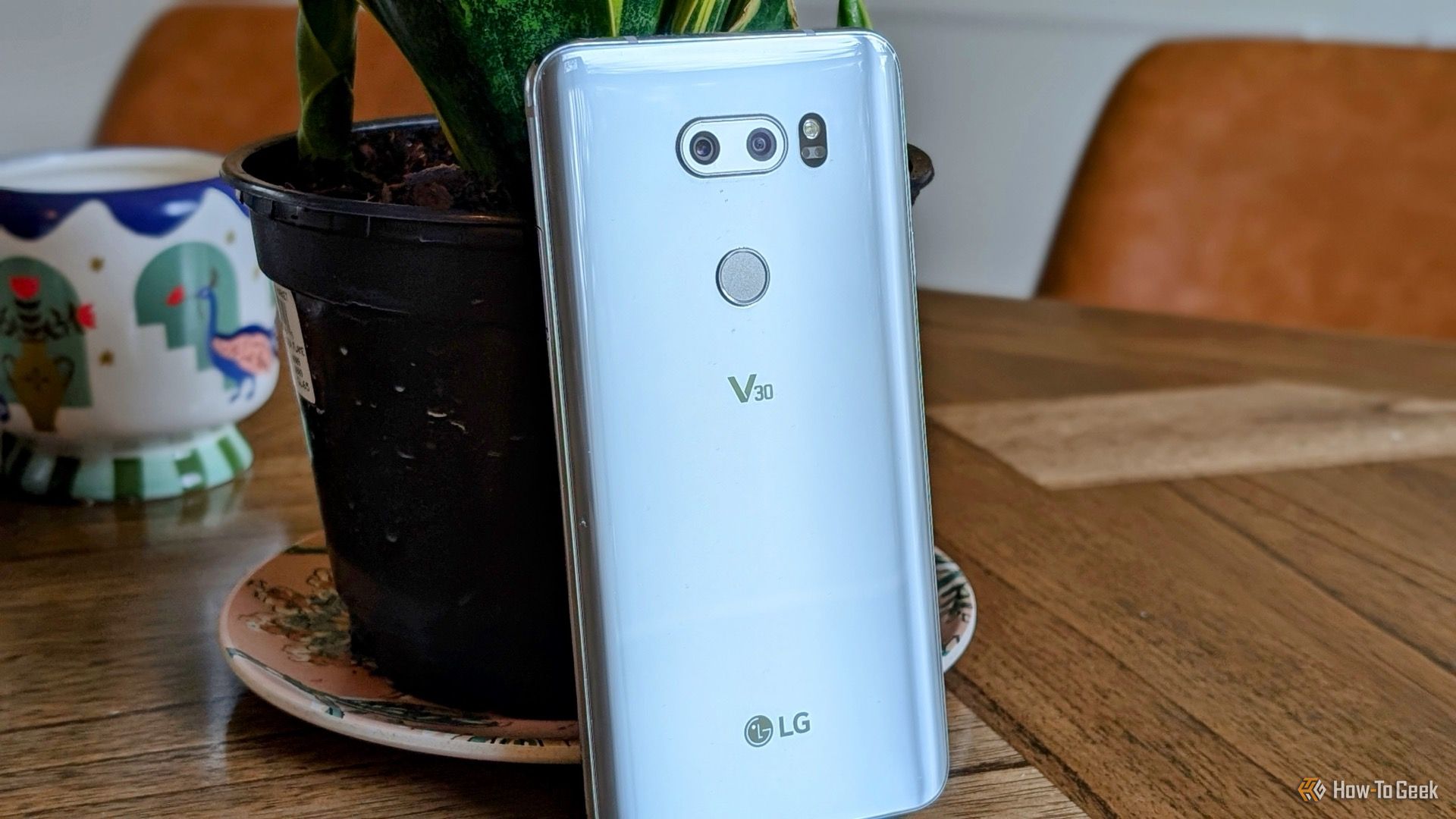 LG V30