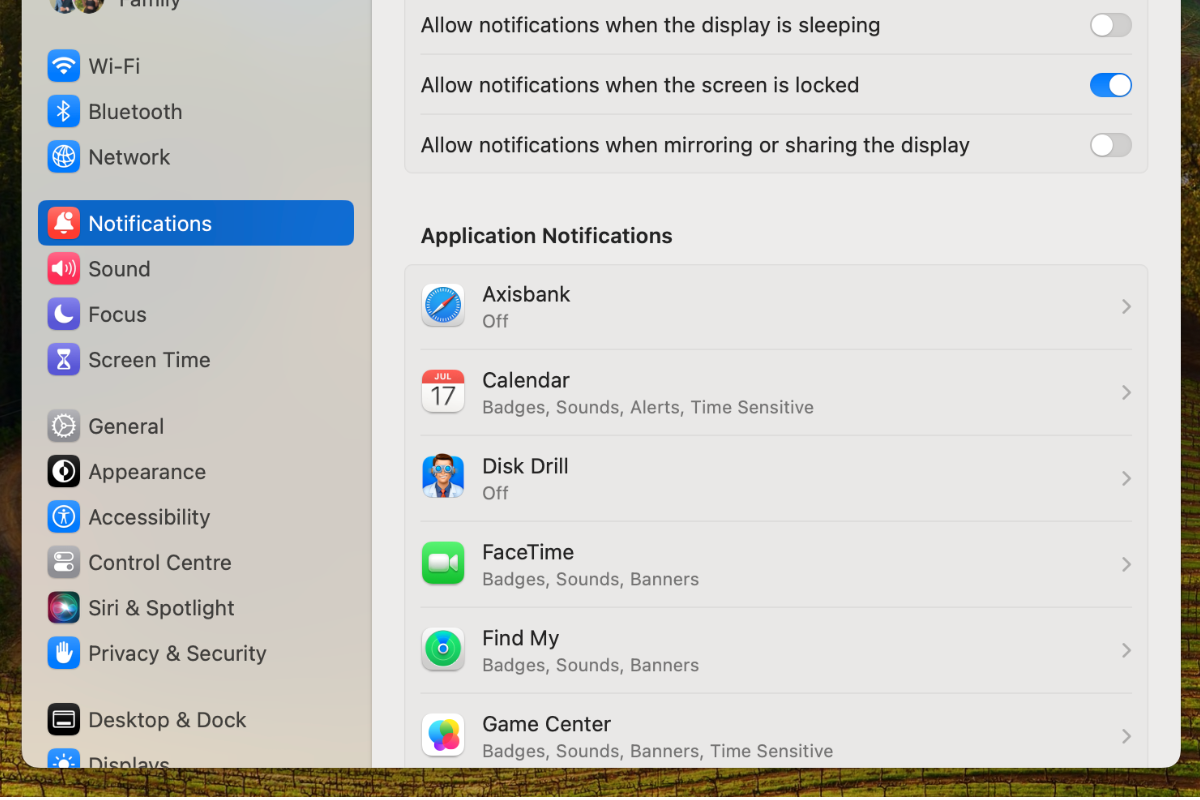 Screenshot of the settings app showcasing the options available in the Notifications menu.